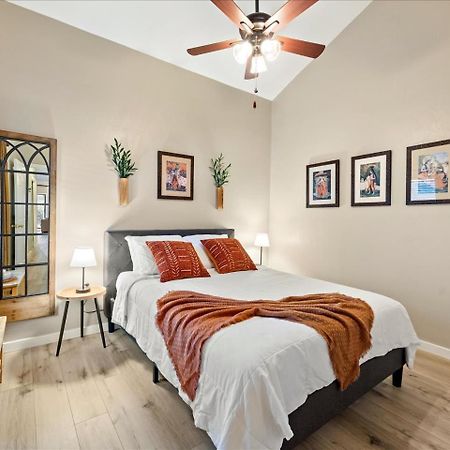 Artist'S Tower Townhome Just Renovated W Loft Gainesville Exteriér fotografie
