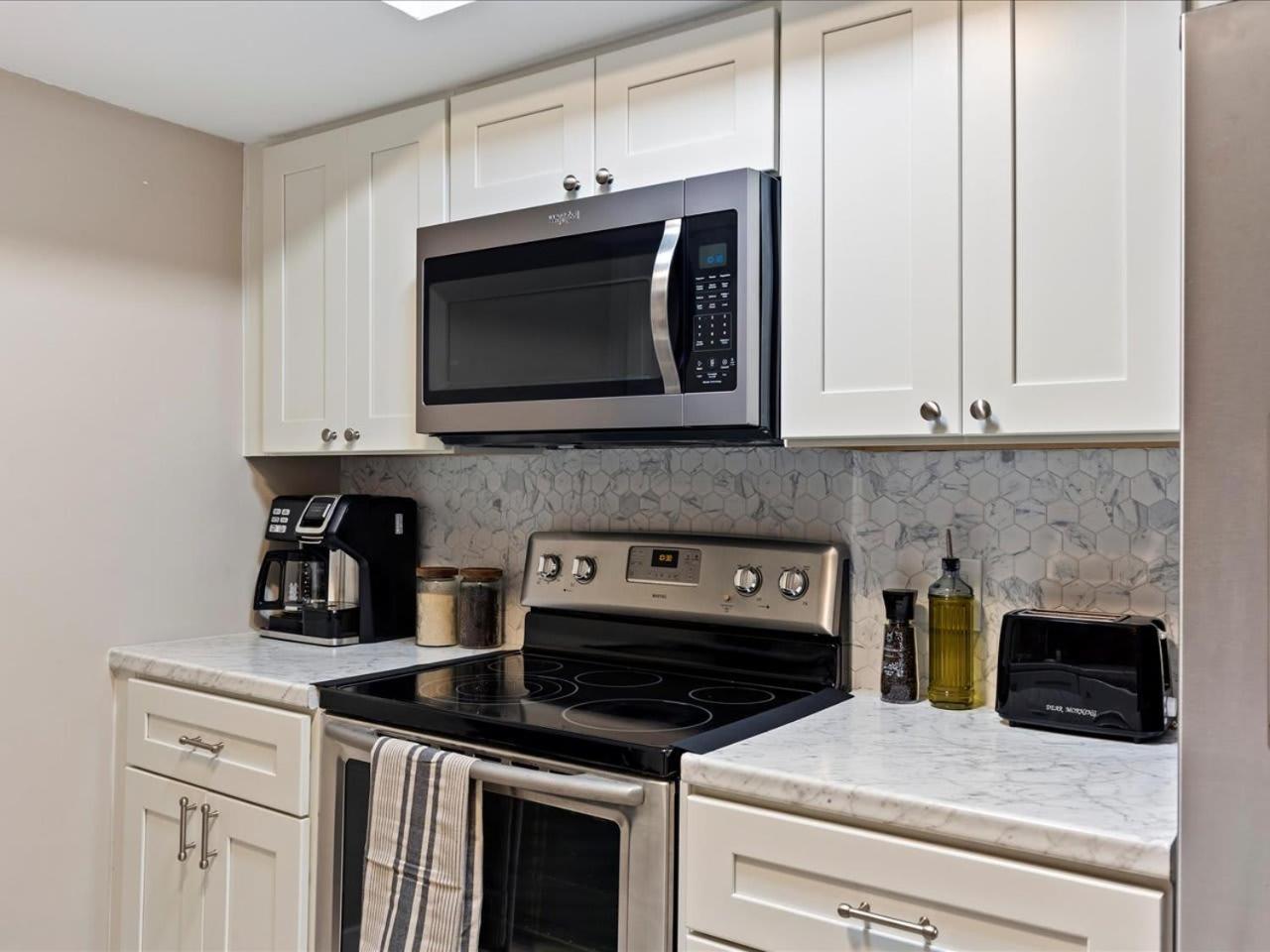 Artist'S Tower Townhome Just Renovated W Loft Gainesville Exteriér fotografie