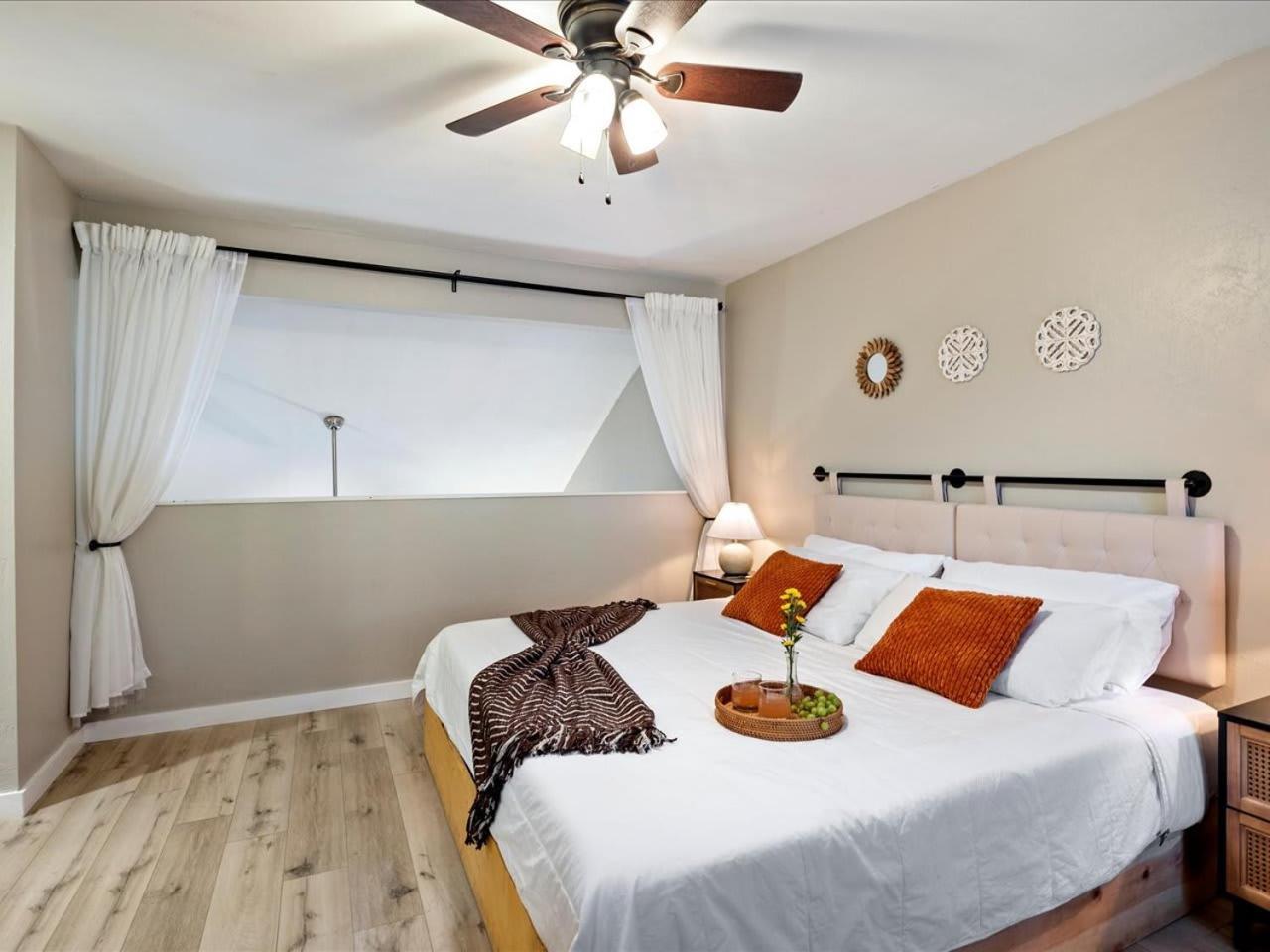 Artist'S Tower Townhome Just Renovated W Loft Gainesville Exteriér fotografie