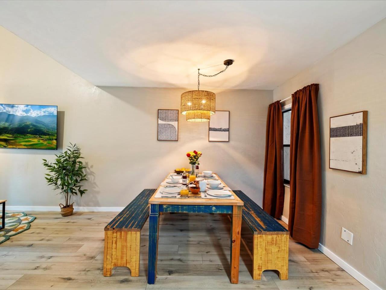 Artist'S Tower Townhome Just Renovated W Loft Gainesville Exteriér fotografie