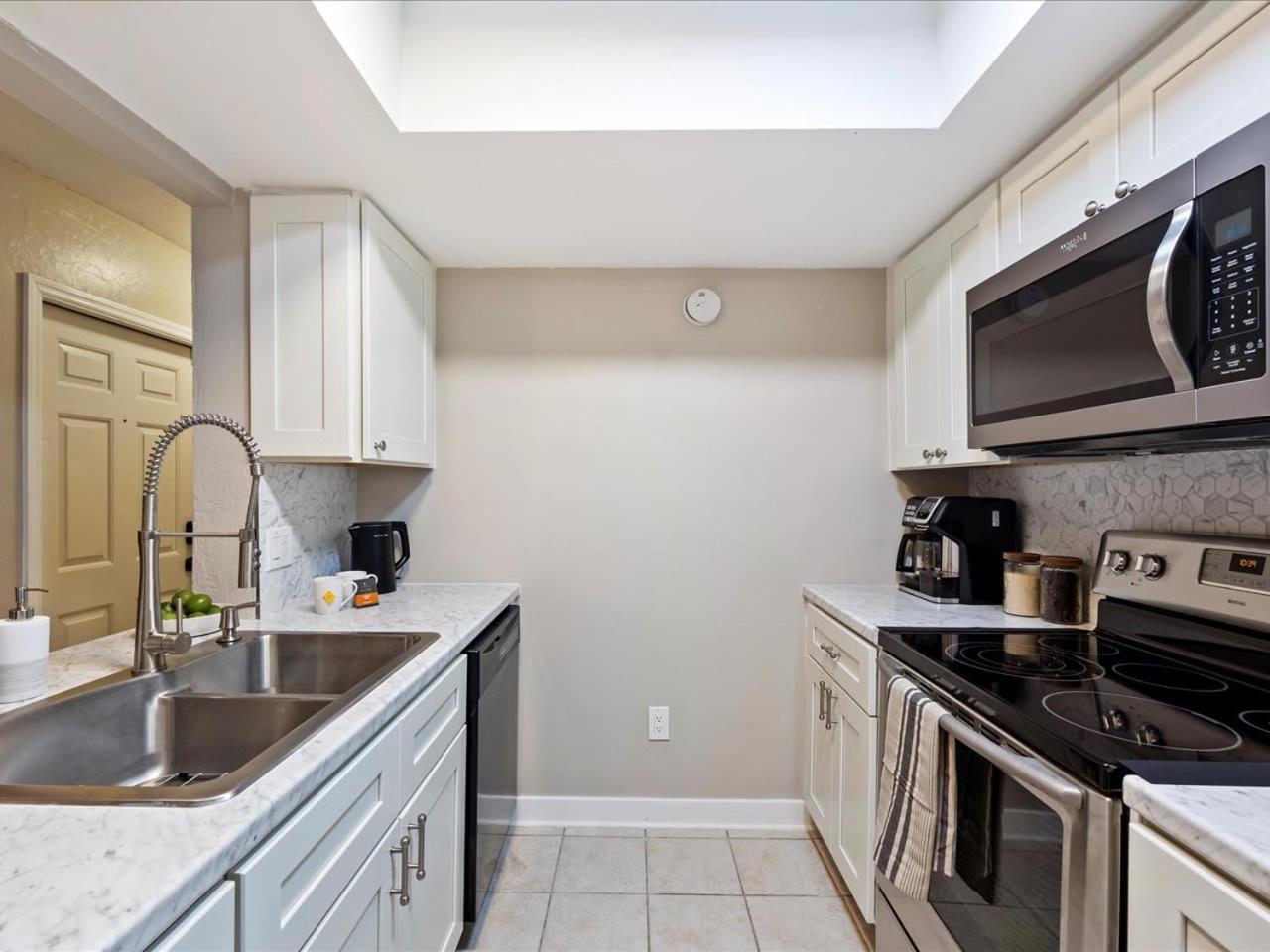 Artist'S Tower Townhome Just Renovated W Loft Gainesville Exteriér fotografie