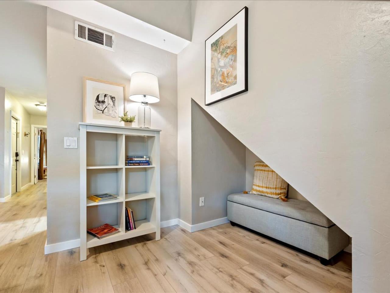 Artist'S Tower Townhome Just Renovated W Loft Gainesville Exteriér fotografie